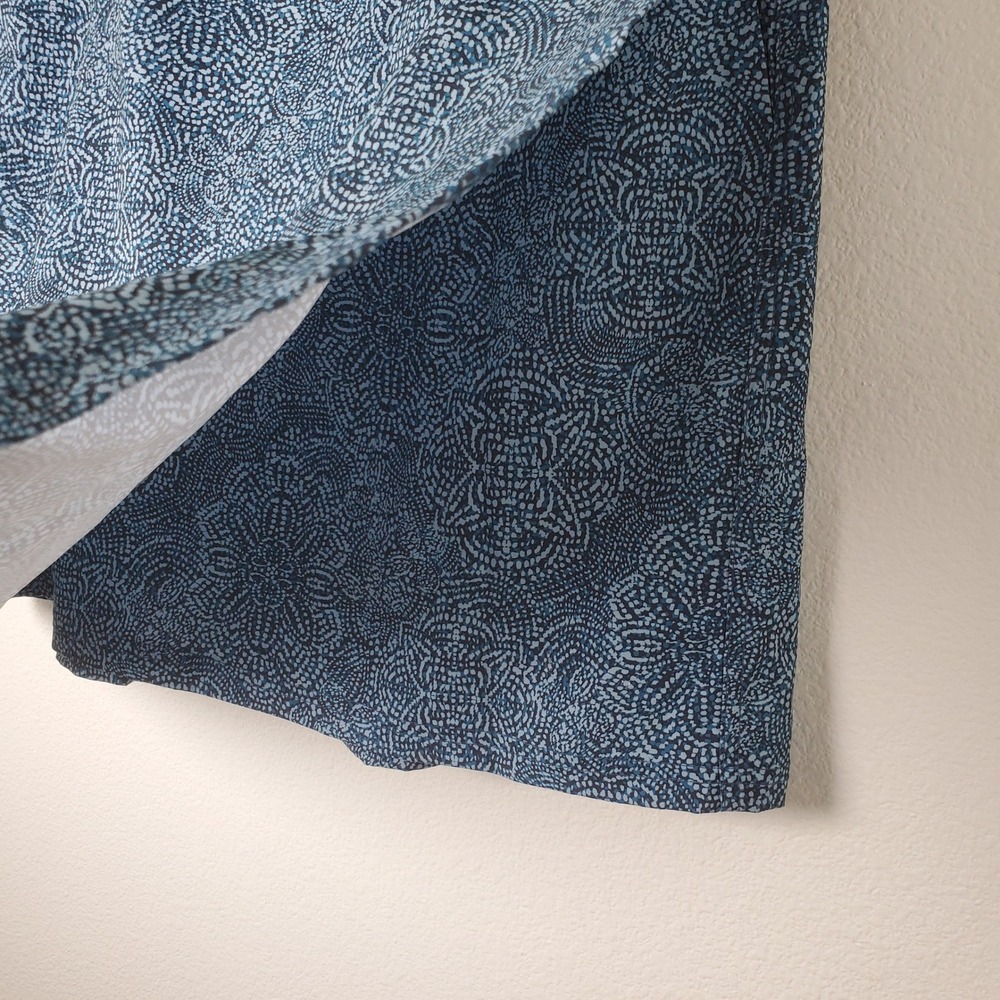 RipSkirt Hawaii Blue Batik Geometric Mosaic Wrap Skirt Quick Dry Travel Sz Large - Picture 8 of 10